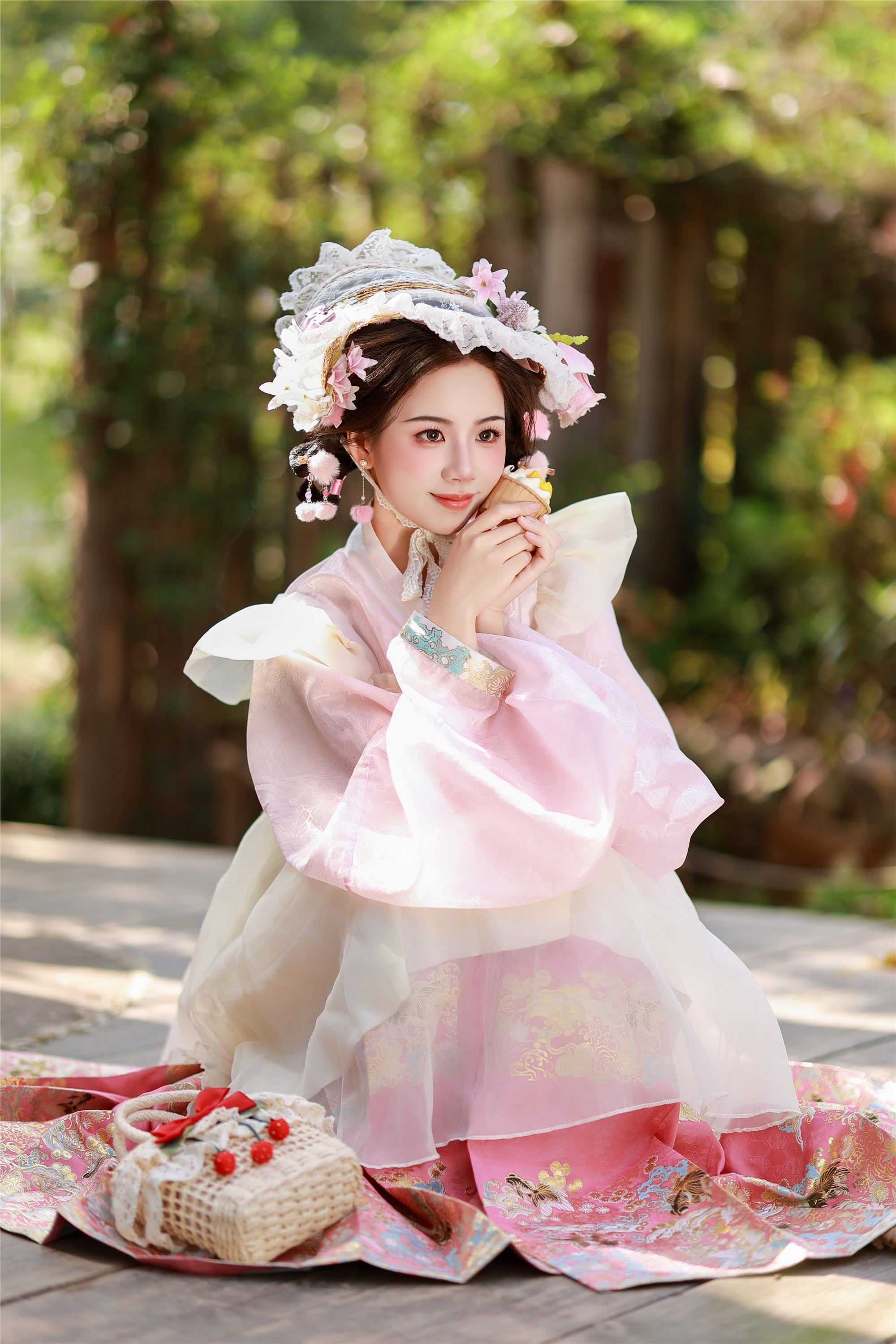 YITUYU艺图语 2025.02.01 草莓甜心 小杜同学